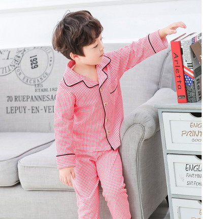 Dječja pidžama s različitim printom za dječake