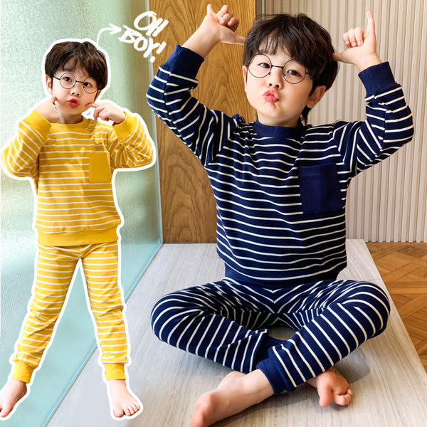 Dječja prugasta dvodijelna pidžama za dječake