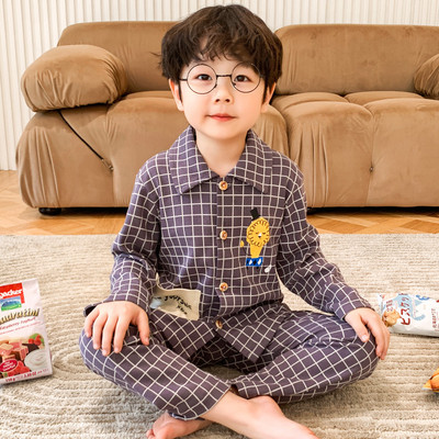 Detské pyžamo pre chlapcov s potlačou a gombíkmi