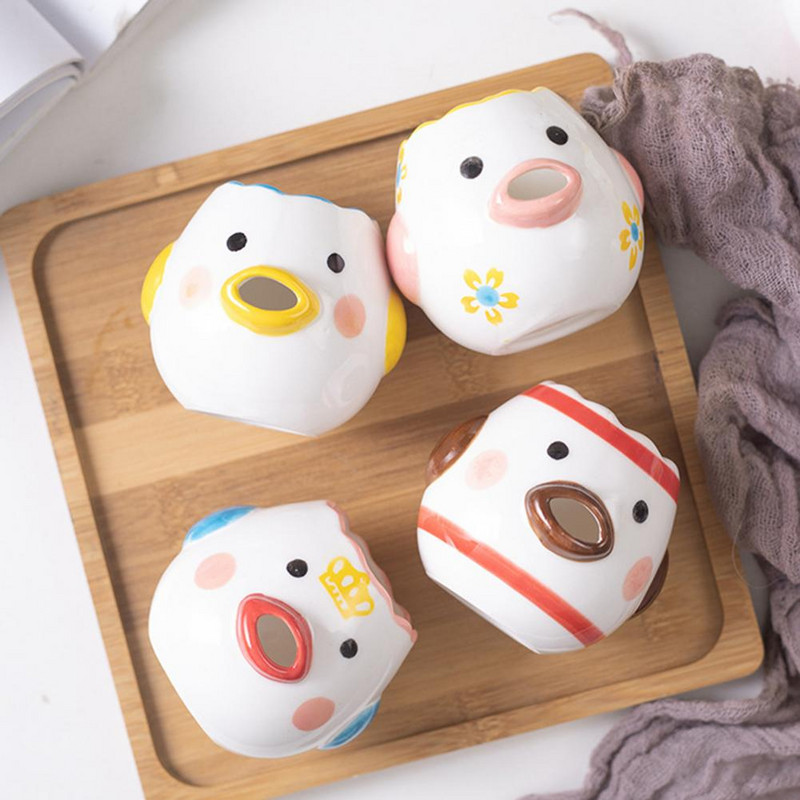 Нов 1PC Симпатичен разделител за яйца, керамичен филтър за жълтък, креативен противоплъзгащ сепаратор във формата на пиле, жълтък и протеин