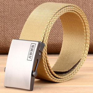 Cureaua textila barbati model curata cu inchizatoare metalica