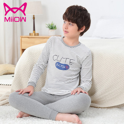 Nový model detského pyžama pre chlapcov - blúzka a spodný diel