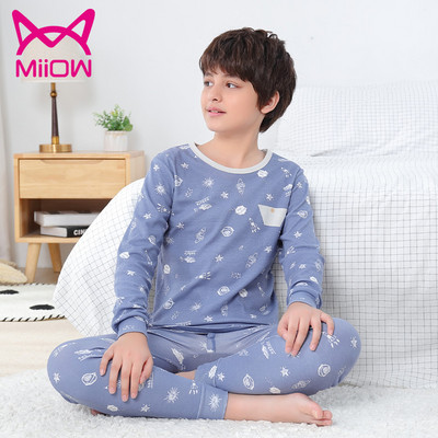 Nový model detského pyžama pre chlapcov - blúzka a spodný diel