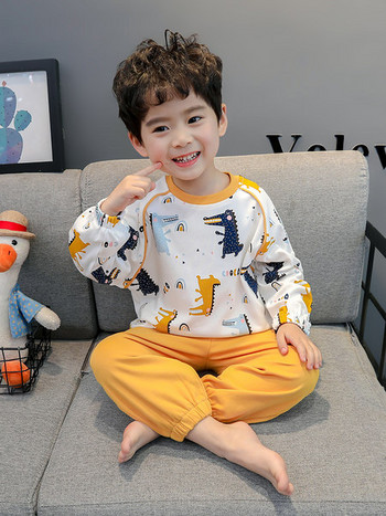 Детска пижама за момчета с овално деколте