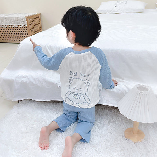 Detská dvojdielna pyžamová súprava s výšivkou