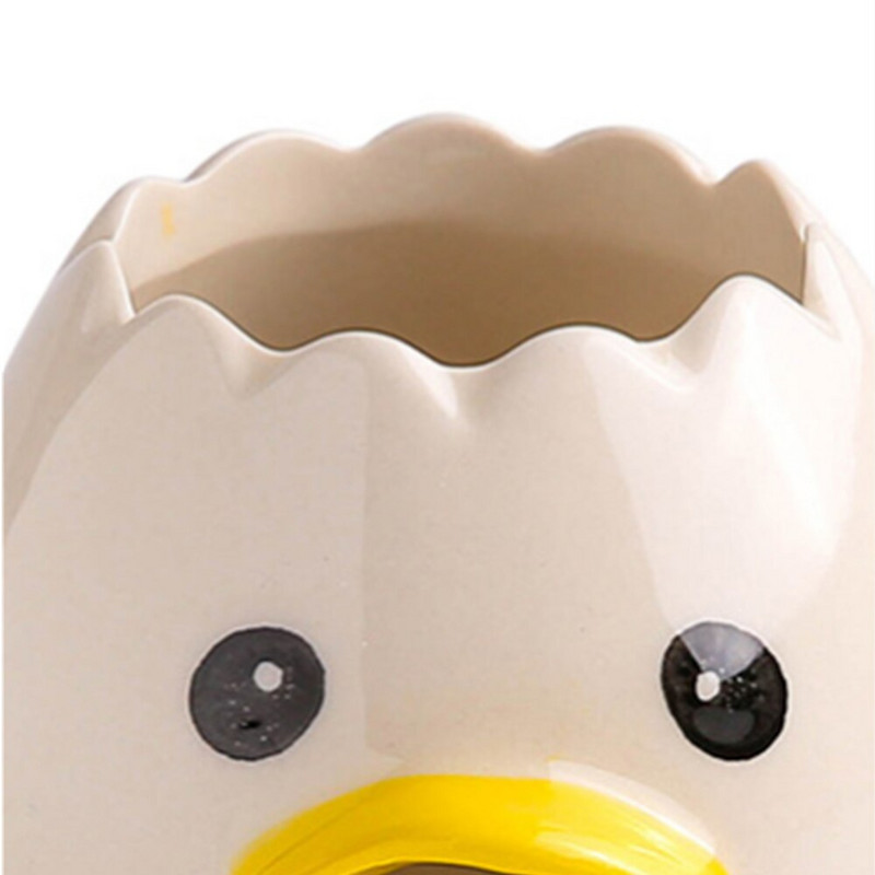 Nástroj na oddeľovanie žĺtkov z vajec, oddeľovač žĺtkov z kuracieho vajíčka, keramika, keramický kreslený oddeľovač vajec s motívom kurčaťa, kuchynské pomôcky