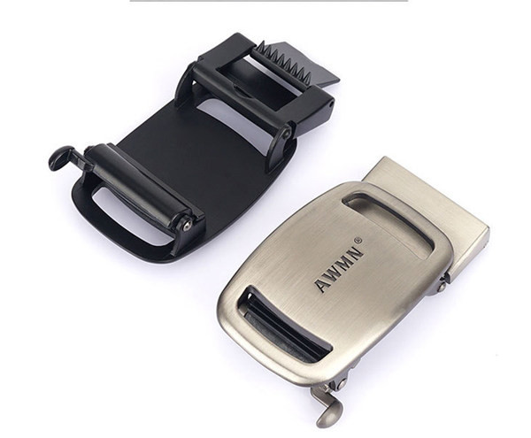 Pánsky plátený opasok s kovovou prackou - niekoľko farieb