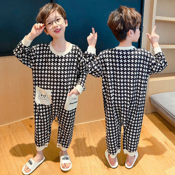 Chlapčenské pyžamo s potlačou a vreckami