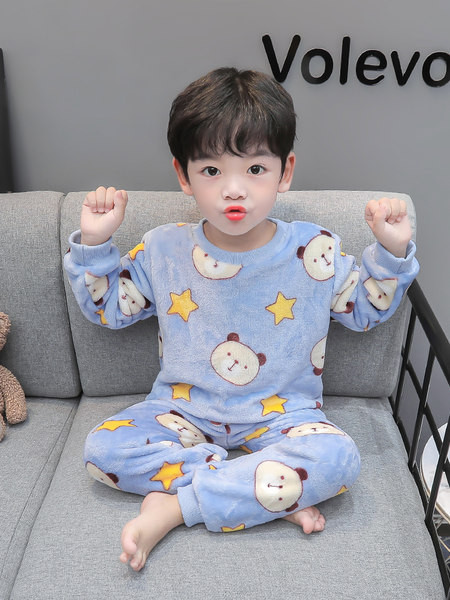 Παιδικές βελούδινες πιτζάμες για αγόρια