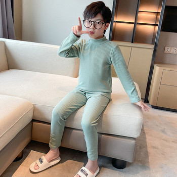 Детска едноцветна пижама с поло яка за момчета