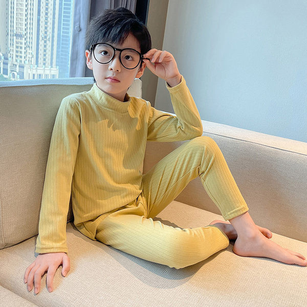 Detské jednofarebné pyžamo s golierom pre chlapcov