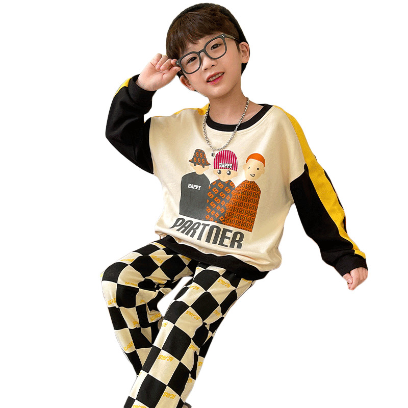 Gyerek pizsama fiúknak - két részből áll