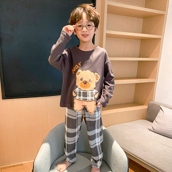 Dvojdielne ležérne pyžamo s dlhým rukávom a aplikáciou pre chlapcov