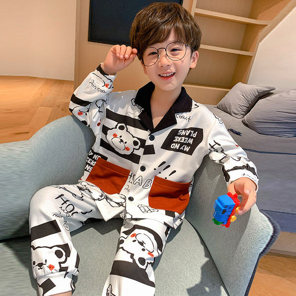 Nový model detského pyžama s vreckami pre chlapcov - dvojdielne