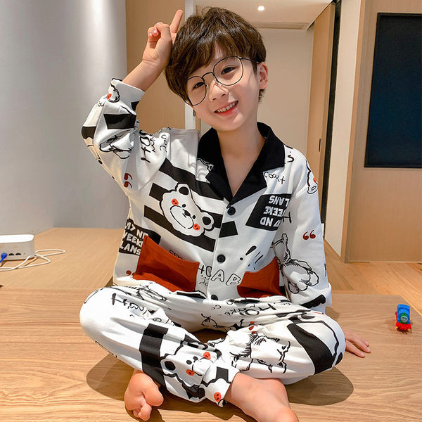 Nový model detského pyžama s vreckami pre chlapcov - dvojdielne