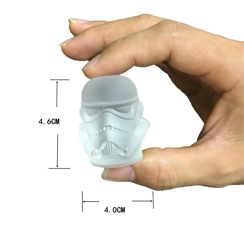 1 ks 4-dielna sada Čierny bojovník Ant Man prilba útočná kocka ľadu silikónová ľadová artefakt vianočná DIY silikónová forma na zmrzlinu