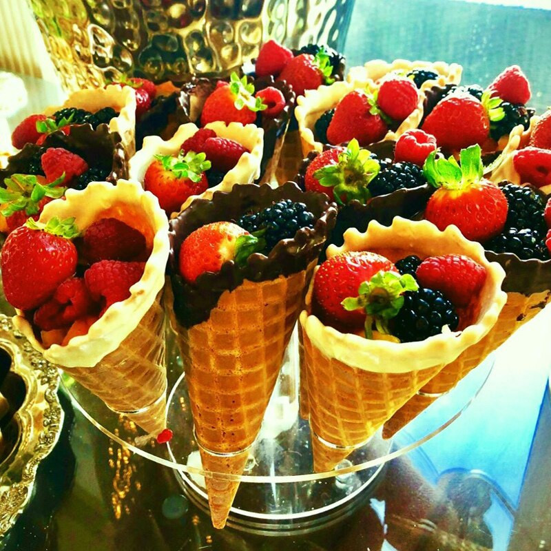 16-jamkový okrúhly priehľadný akrylový stojan na zmrzlinu v kornútku, stojan na popcorn, stojan na zmrzlinu, nástroj na zmrzlinu na svadobnú párty a bar