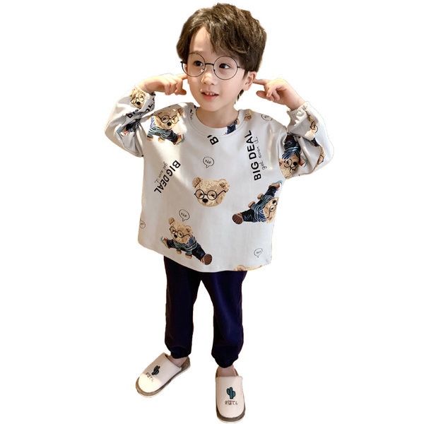 Detské pyžamo pre chlapcov - s oválnym výstrihom