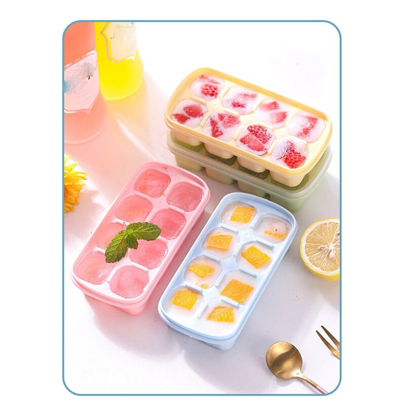 4-dielna silikónová štvorcová miska na ľad s odnímateľným vekom odolným voči striekajúcej vode, ľahko rozoberateľná a stohovateľná, 8 misiek na ľad