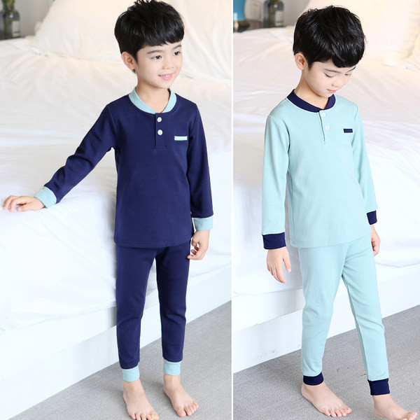Dvojdielne detské pyžamo - blúzka s okrúhlym výstrihom a spodným dielom