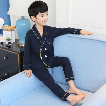 Нов модел пижама за момчета в син цвят