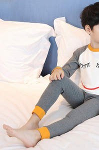 Jesenno-jarné pyžamo pre chlapcov s 3D prvkom