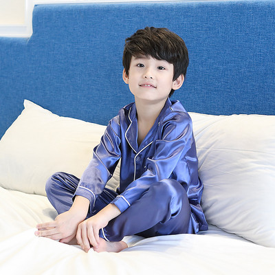 Detské dvojdielne pyžamo na gombíky pre chlapcov