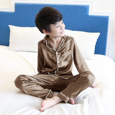 Detské dvojdielne pyžamo na gombíky pre chlapcov