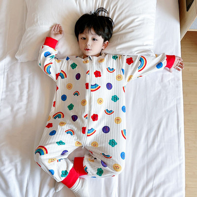 Detské pyžamo s potlačou a zipsom pre chlapcov