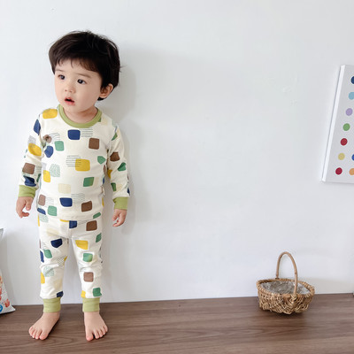 Detské pyžamo z blúzky a spodného dielu - vhodné pre chlapcov aj dievčatá