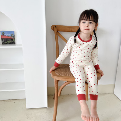 Detské pyžamo z blúzky a spodného dielu - vhodné pre chlapcov aj dievčatá