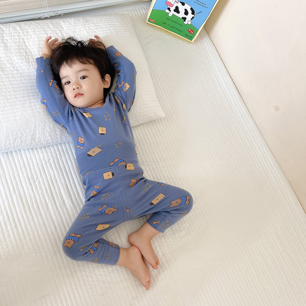 Detské pyžamo z blúzky a spodného dielu - vhodné pre chlapcov aj dievčatá