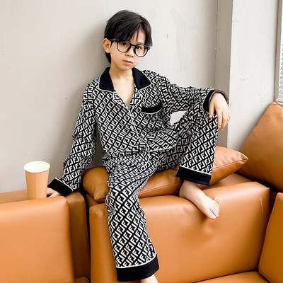 Detské kockované pyžamo pre chlapcov