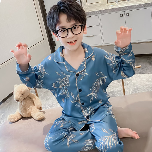 Detské pyžamo s gombíkmi a potlačou pre chlapcov