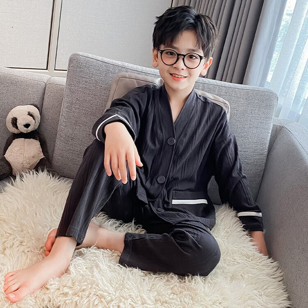 Gyermek kétrészes pizsama fiúknak - gombokkal