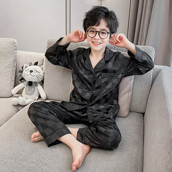 Detské kockované pyžamo na gombíky pre chlapcov