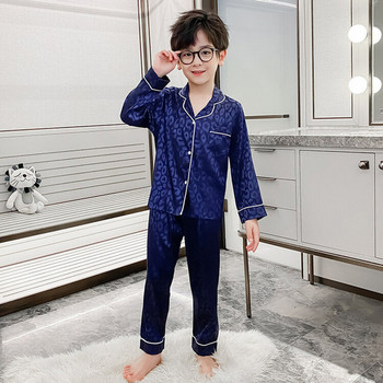 Детска пижама за момчета - с класическа яка и джоб