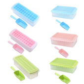 Domáca personalizovaná chladnička s malou mriežkou a krycím materiálom - mrazené detské doplnkové jedlá a nápoje