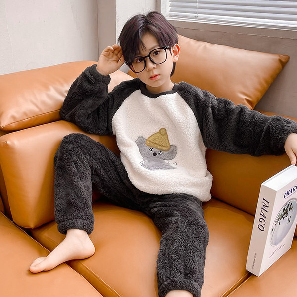 Gyerek plüss hímzett pizsama fiúknak