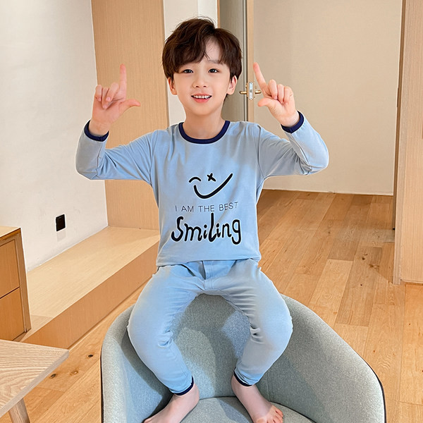 Detské dvojdielne pyžamo v modrej farbe pre chlapcov