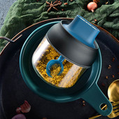 280ml sklenené koreničky s lyžičkou, olejovou kefkou, soľničkou a koreničkou, cukorničkou do kuchyne, organizér na korenie, úložný priestor