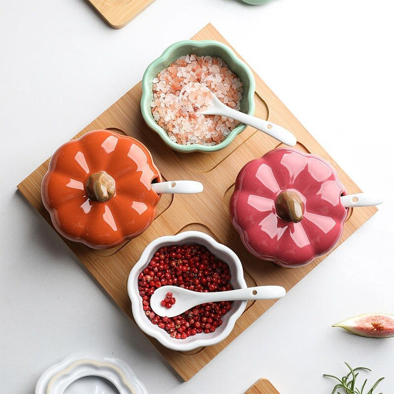 Tekvicová koreniaca krabička na ovocie, koreniaca nádoba, keramická koreniaca krabička, cukor, soľ, korenie, olej, nádržka, fľaša, kuchynské doplnky