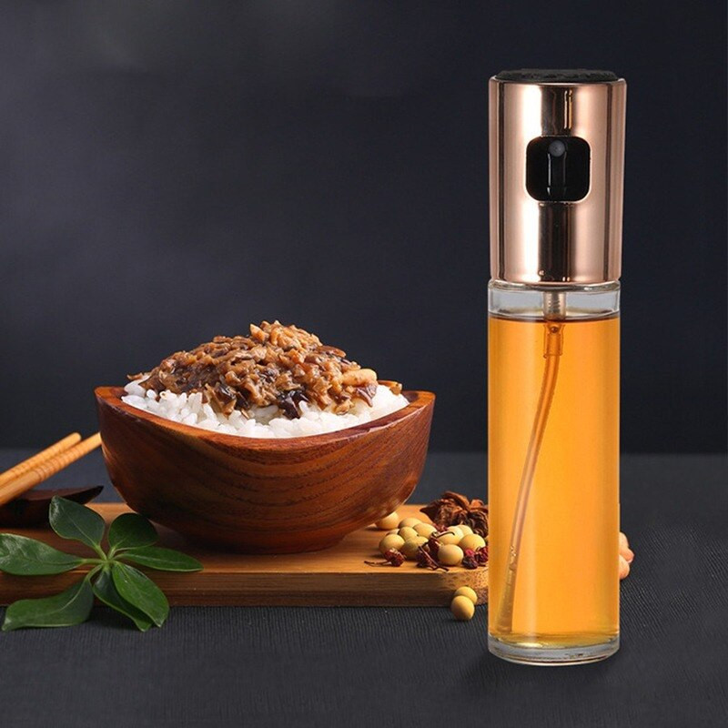 Kuchynský rozprašovač olivového oleja, pumpička, olejový hrniec, nepriepustný dávkovač oleja, grilovací rozprašovač, korenie, riad, varenie, stláčacie fľaše
