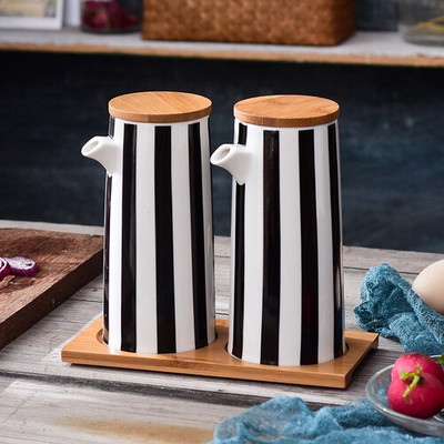 Nordijske crne i bijele pruge Kombinirani set keramičkih staklenki za začine Sol Šećer Ulje Boca sojinog umaka Lonac za ocat Kuhinjski pribor