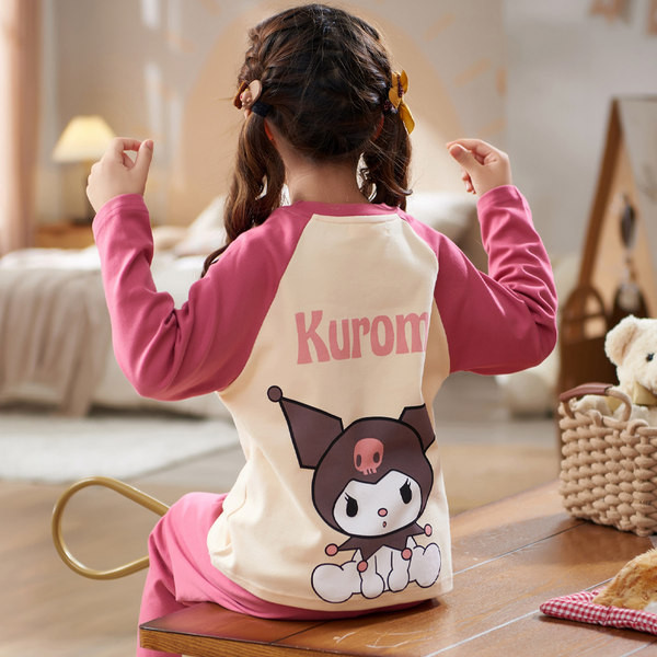 Dječja dvodijelna pidžama dugih rukava za djevojčice s aplikacijama