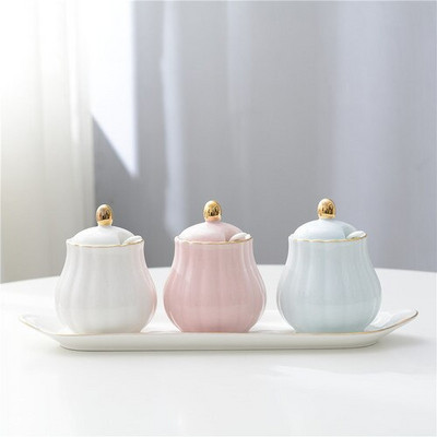 Kreatívna kuchynská keramická koreniaca nádoba, trojdielna koreniaca nádoba, kombinácia soľničky, plechovky na chilli olej a domácnosť