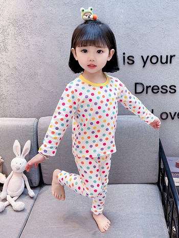 Βαμβακερή μακρυμάνικη πιτζάμες για κορίτσια  με οβάλ λαιμόκοψη