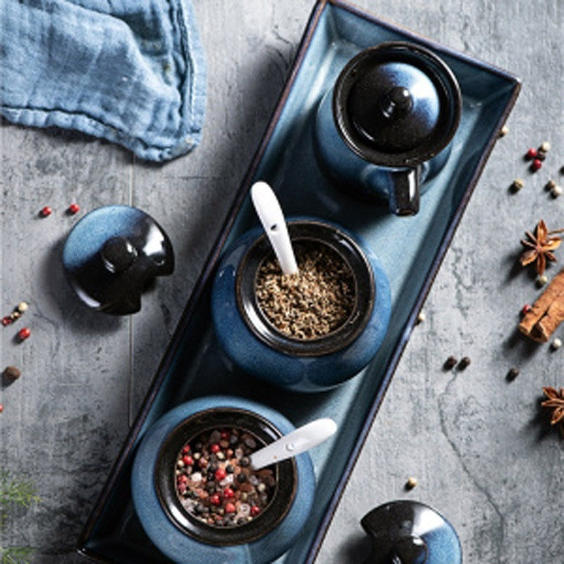 Japonský keramický hrniec na korenie, domácnosť, kreatívny kuchynský olej, soľ, cukor, glutaman sodný, korenie, nálevník na olej