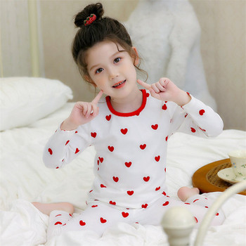 Детска пижама от две части с овално деколте