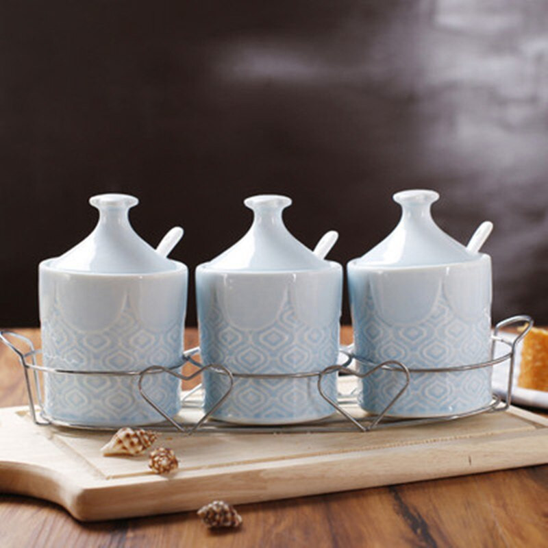 Špeciálna ponuka Keramická sada koreniacich pohárov s tromi dielmi Kovová polica Sada kuchynských koreniacich pohárov Viacfarebná soľnička Sada kuchynských dóz
